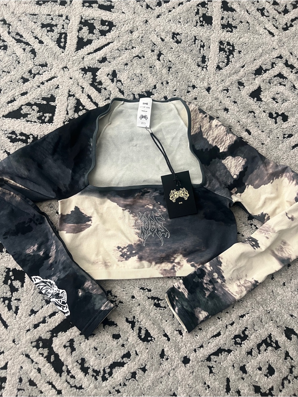 She Darc Long Sleeve Crop Top in Black & Cream